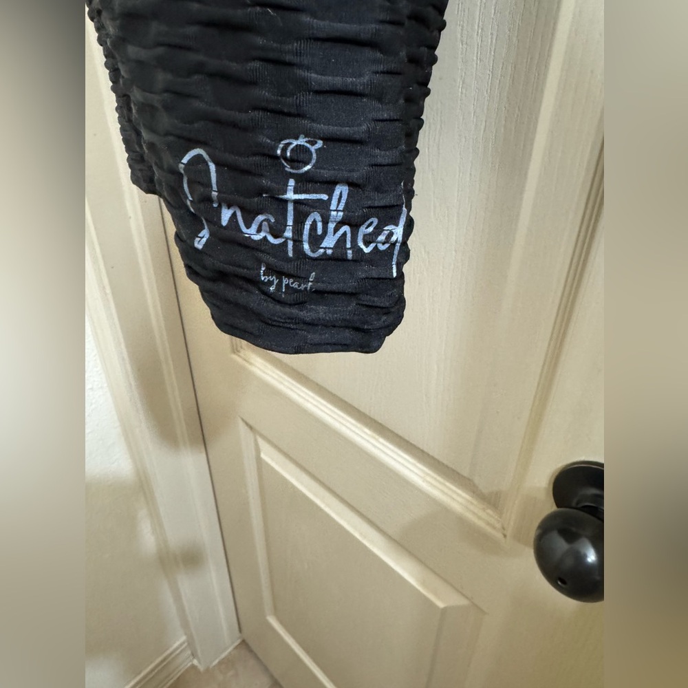 NWOT Black Textured Sleeveless Romper - Picture 2 of 5
